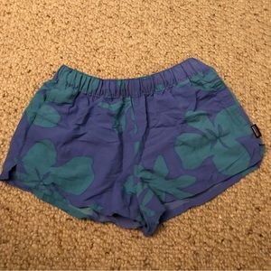 Patagonia barely baggies XS